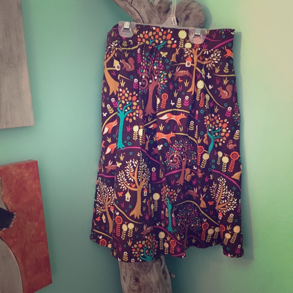 Super cute fall skirt